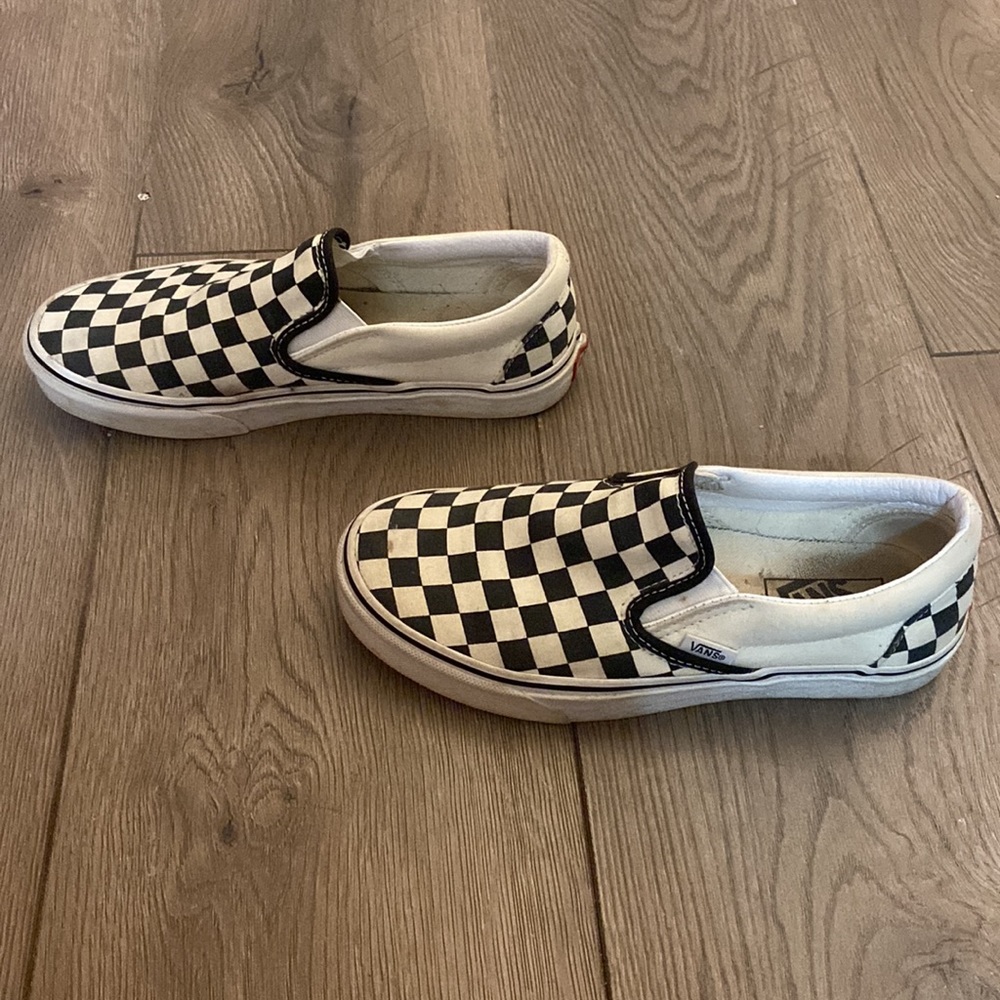 Checkered vans - Picture 2 of 4